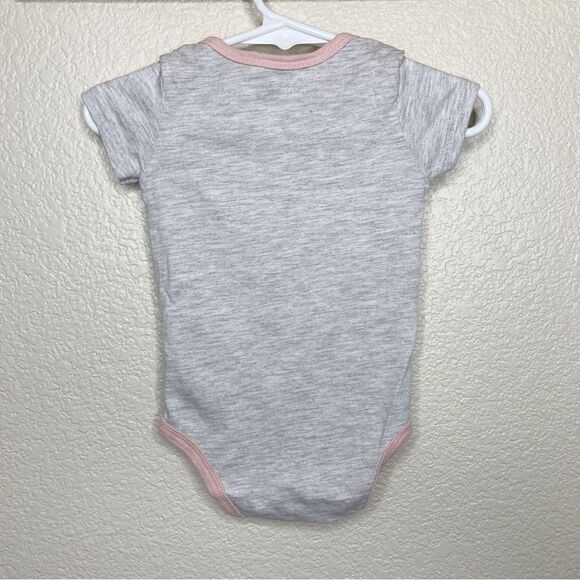 BUNDLE (2) Puma 0-3 Months Baby Girl Bodysuits - Picture 5 of 8